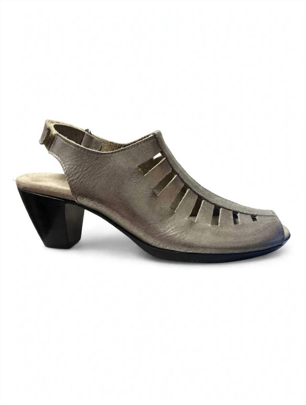 NEW MUNRO women's abby heels in metallic silver